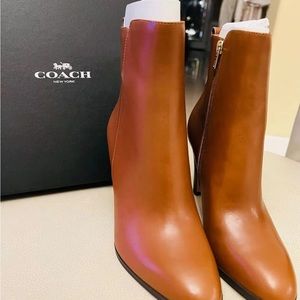 Coach, brown leather boots size 8.5. Like NEW perfect condition w/ original box